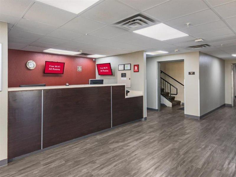 Red Roof Inn & Suites Austin East - Manor Dış mekan fotoğraf