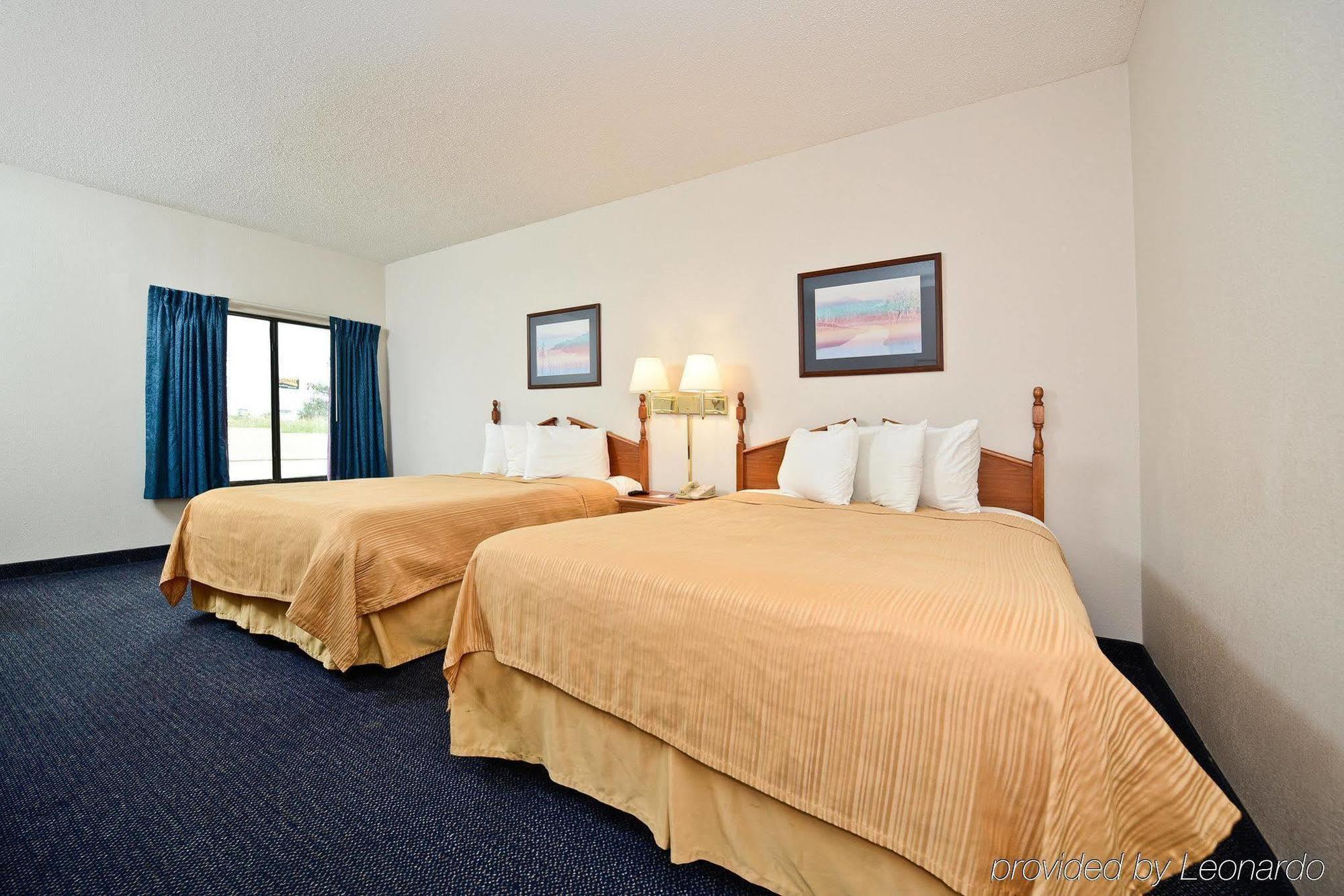 Red Roof Inn & Suites Austin East - Manor Oda fotoğraf