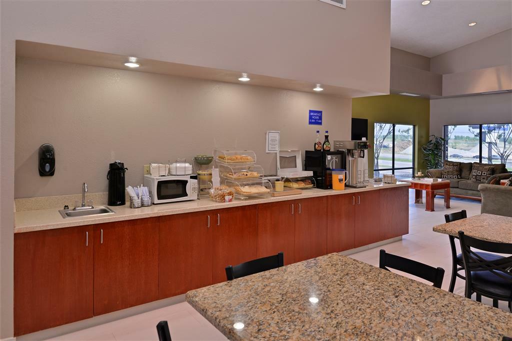 Red Roof Inn & Suites Austin East - Manor Restoran fotoğraf